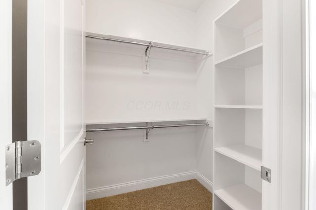 4275 Flamingo Drive, Lewis Center, OH 43035