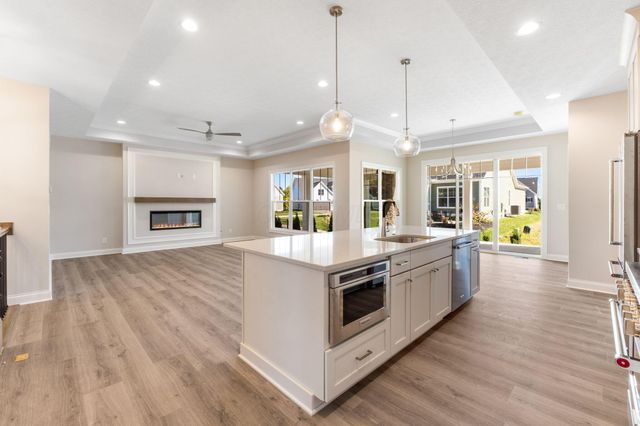 4275 Flamingo Drive, Lewis Center, OH 43035