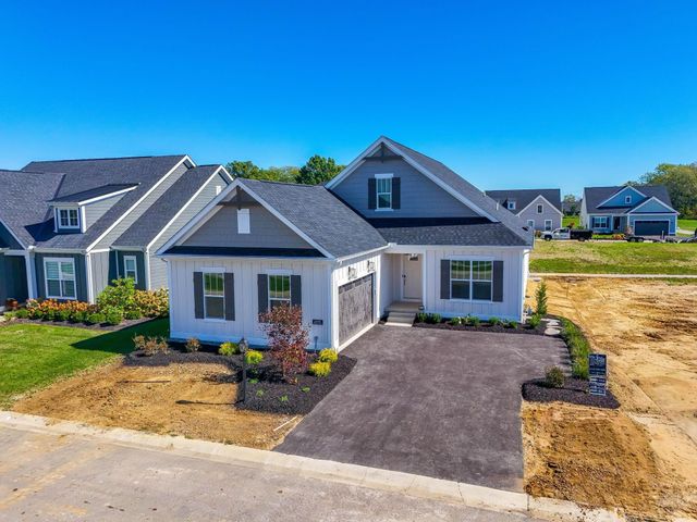 4275 Flamingo Drive, Lewis Center, OH 43035