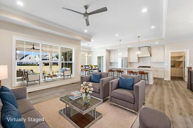 4275 Flamingo Drive, Lewis Center, OH 43035