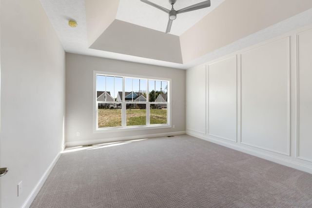 4275 Flamingo Drive, Lewis Center, OH 43035