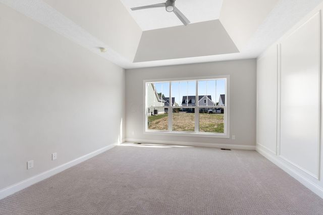 4275 Flamingo Drive, Lewis Center, OH 43035