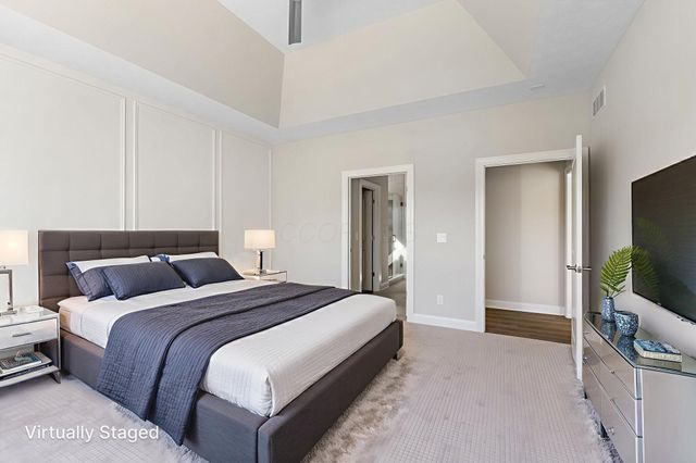 4275 Flamingo Drive, Lewis Center, OH 43035