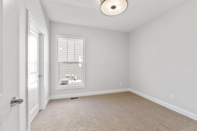 4275 Flamingo Drive, Lewis Center, OH 43035