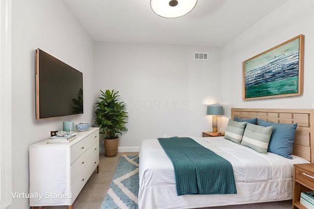 4275 Flamingo Drive, Lewis Center, OH 43035