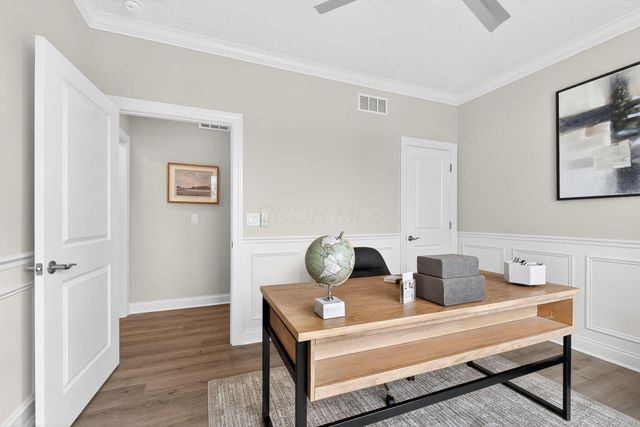 4275 Flamingo Drive, Lewis Center, OH 43035