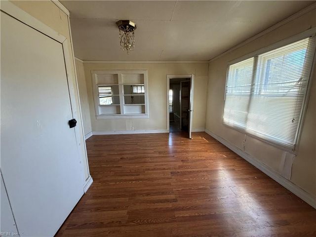 1017 Longstreet LN, Suffolk, VA 23437