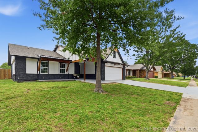 1712 N Firewood Avenue, Broken Arrow, OK 74012