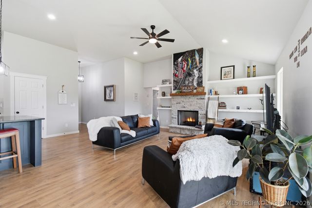 1712 N Firewood Avenue, Broken Arrow, OK 74012