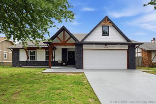 1712 N Firewood Avenue, Broken Arrow, OK 74012