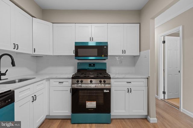 5404 HAWTHORNE ST, Philadelphia, PA 19124