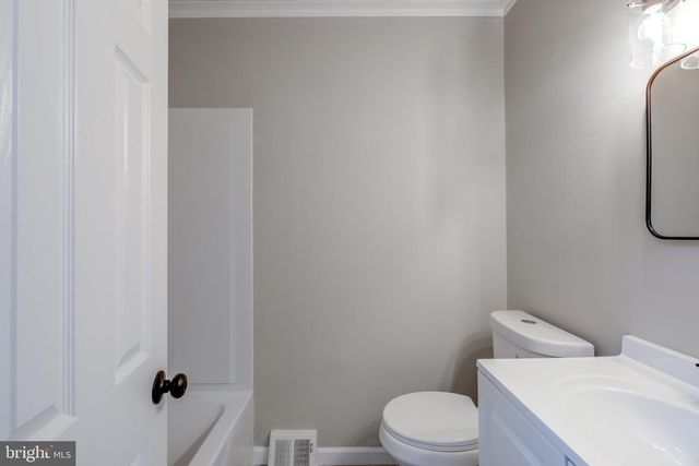 5404 HAWTHORNE ST, Philadelphia, PA 19124