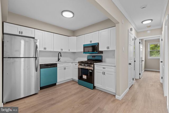 5404 HAWTHORNE ST, Philadelphia, PA 19124