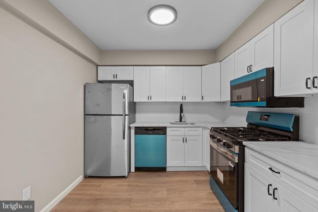 5404 HAWTHORNE ST, Philadelphia, PA 19124