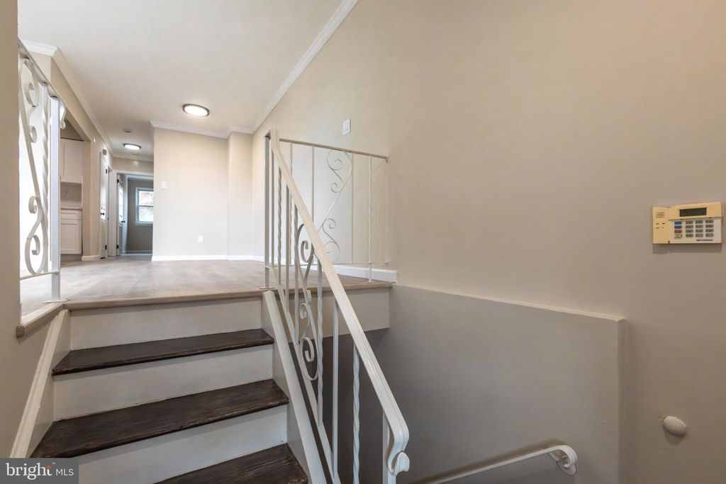 5404 HAWTHORNE ST, PHILADELPHIA, PA 19124 — photo 4