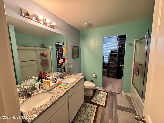 838 Ashbury Lane, Ayden, NC 28513