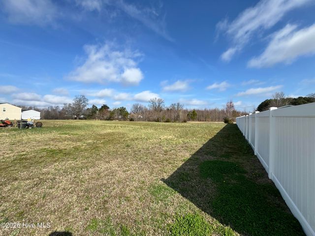 838 Ashbury Lane, Ayden, NC 28513