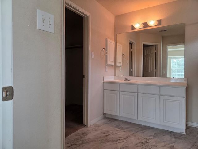 19114 Clevera Walk Lane, Houston, TX 77084