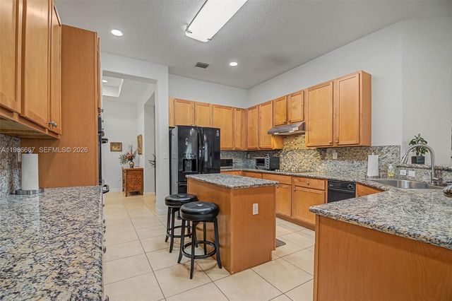 19528 SW 79th Pl, Cutler Bay, FL 33157