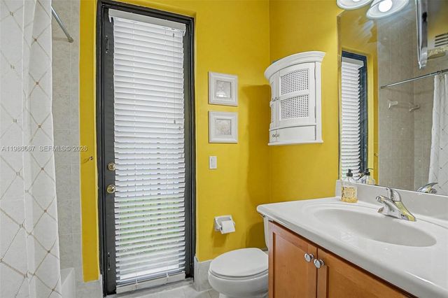 19528 SW 79th Pl, Cutler Bay, FL 33157