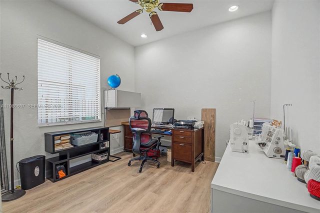 19528 SW 79th Pl, Cutler Bay, FL 33157