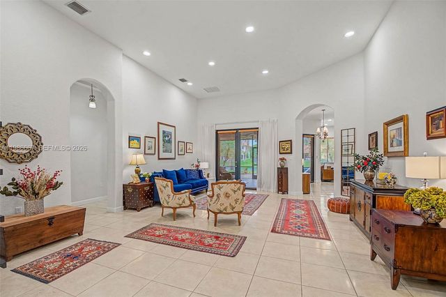 19528 SW 79th Pl, Cutler Bay, FL 33157