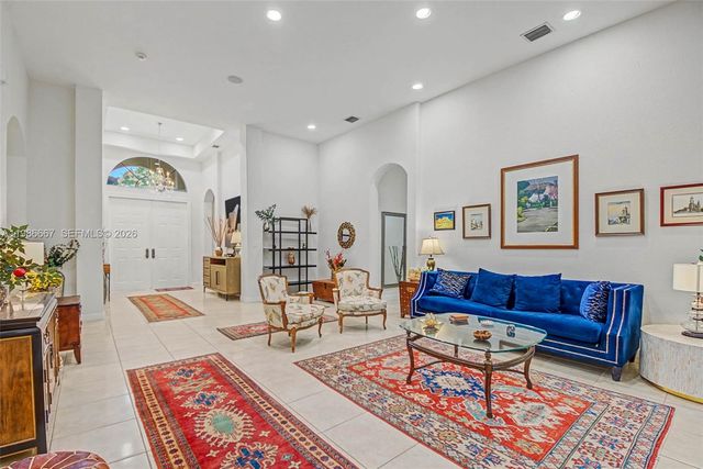 19528 SW 79th Pl, Cutler Bay, FL 33157