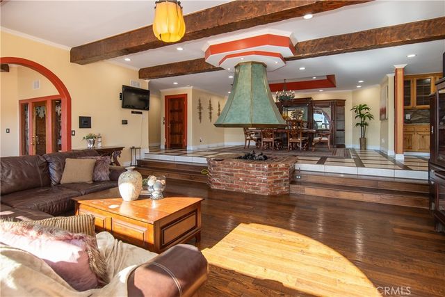 10425 Melvin, Porter Ranch, CA 91326