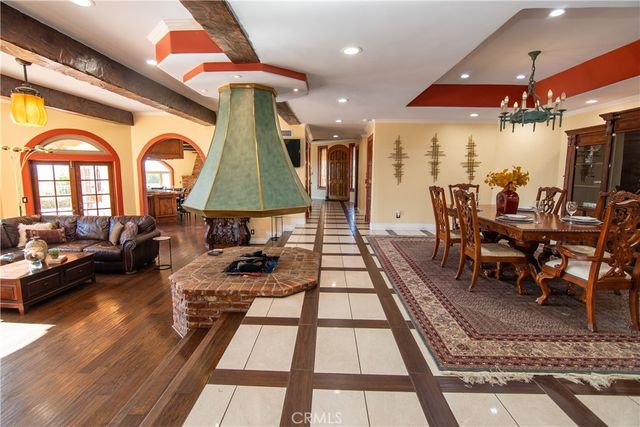 10425 Melvin, Porter Ranch, CA 91326