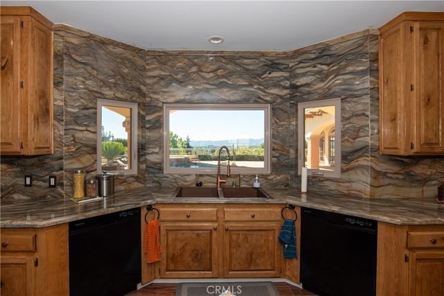 10425 Melvin, Porter Ranch, CA 91326