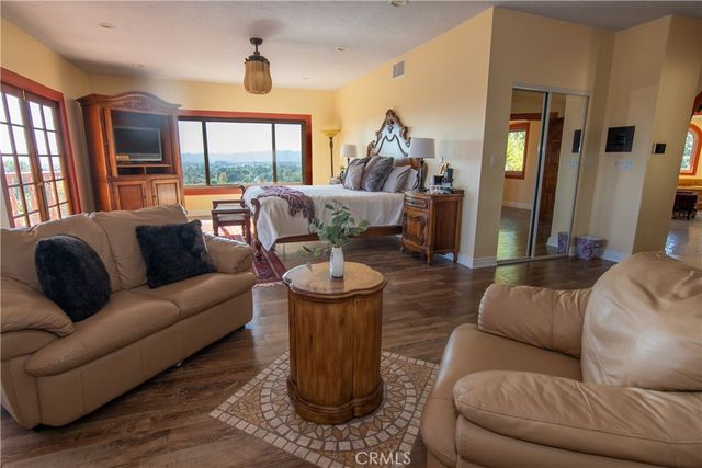 10425 Melvin, Porter Ranch, CA 91326