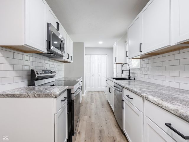 6527 W 15th Street, Indianapolis, IN 46214