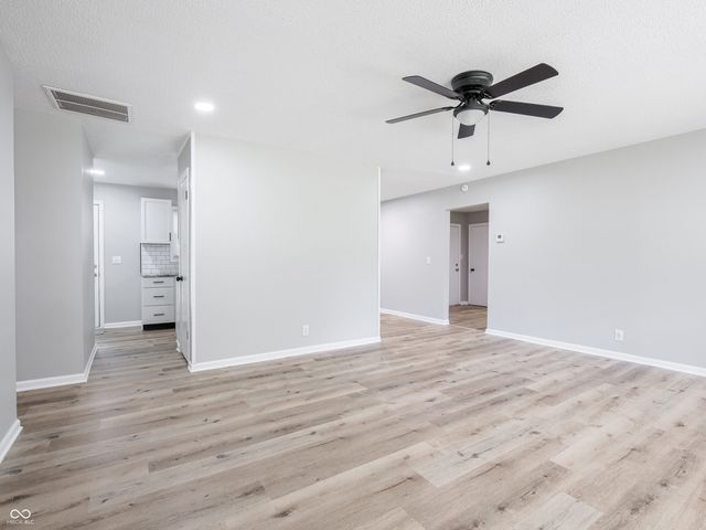 6527 W 15th Street, Indianapolis, IN 46214