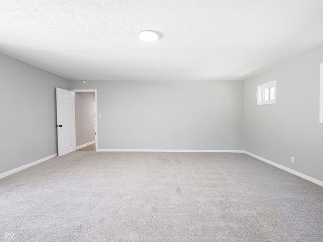 6527 W 15th Street, Indianapolis, IN 46214