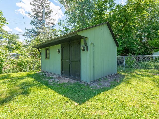 6527 W 15th Street, Indianapolis, IN 46214