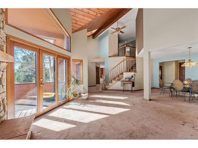 25833 Gateway Dr, Golden, CO 80401