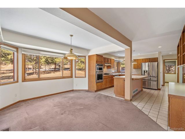 25833 Gateway Dr, Golden, CO 80401