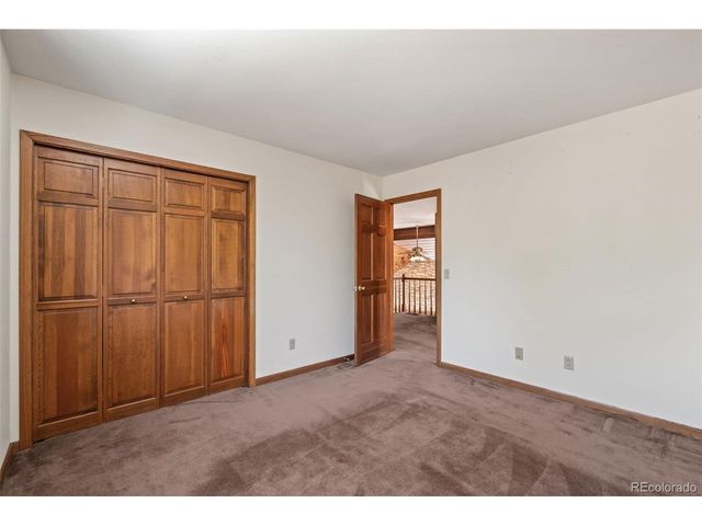 25833 Gateway Dr, Golden, CO 80401