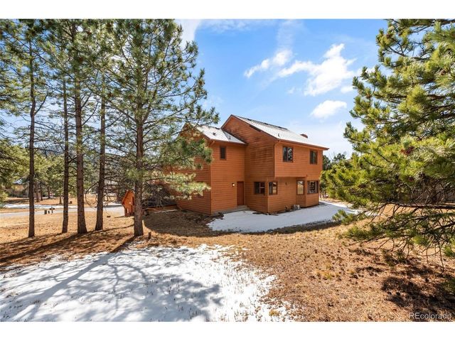 25833 Gateway Dr, Golden, CO 80401
