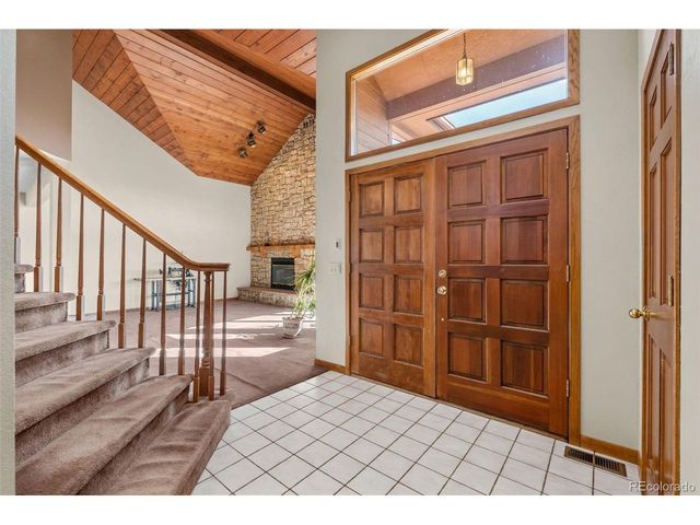 25833 Gateway Dr, Golden, CO 80401