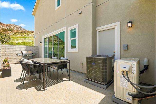 27235 Reed Lane, Valencia, CA 91381