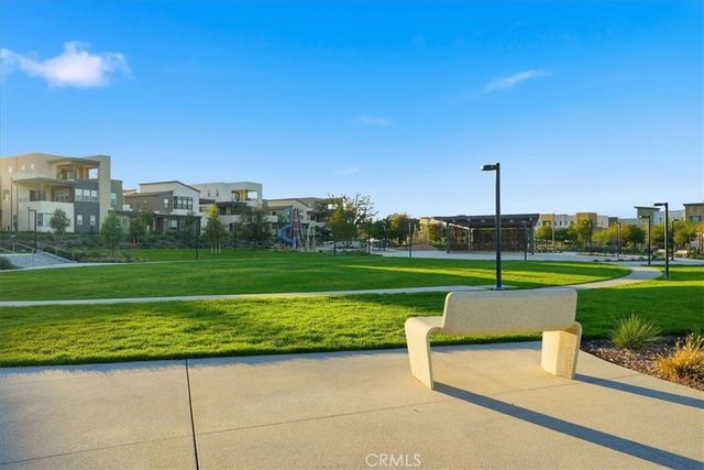27235 Reed Lane, Valencia, CA 91381