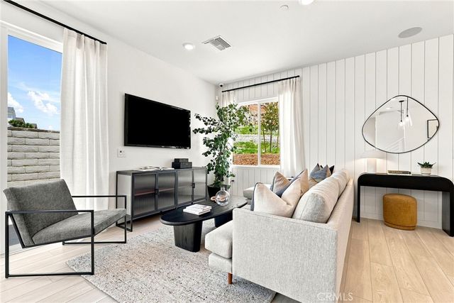 27235 Reed Lane, Valencia, CA 91381
