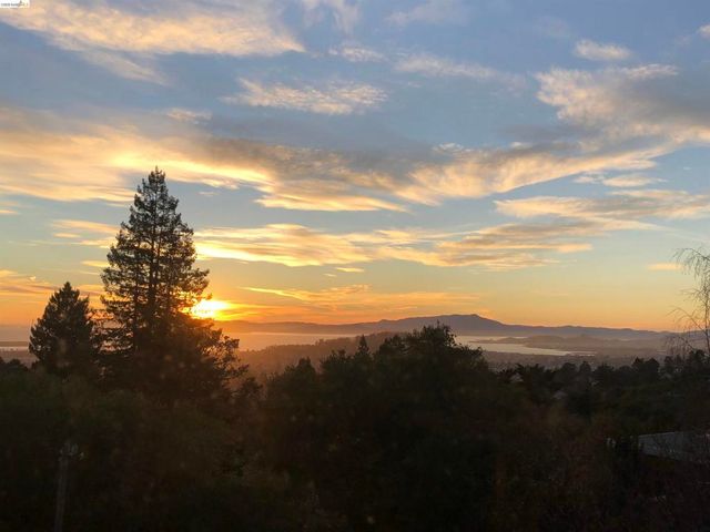 813 San Diego Road, Berkeley, CA 94707