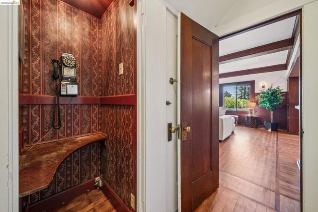 813 San Diego Road, Berkeley, CA 94707