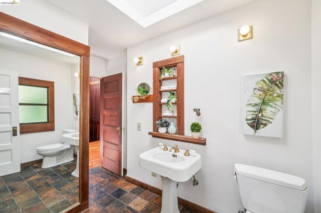 813 San Diego Road, Berkeley, CA 94707