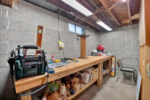 1515 Tremont Street, Cedar Falls, IA 50613