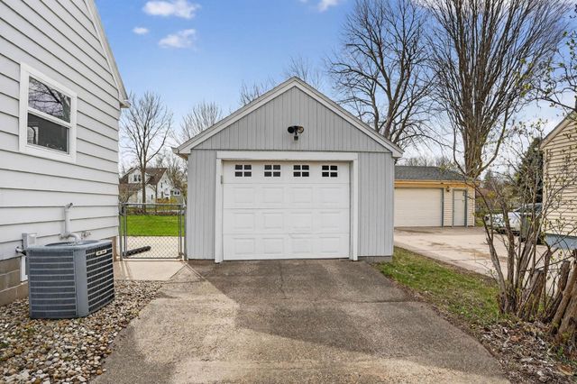 1515 Tremont Street, Cedar Falls, IA 50613