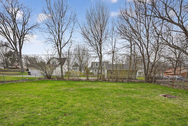 1515 Tremont Street, Cedar Falls, IA 50613