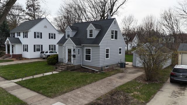 1515 Tremont Street, Cedar Falls, IA 50613